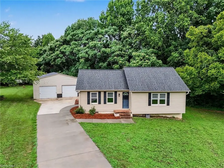 225 Meadow Trail, Lexington, NC 27295 - #3