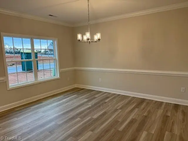 3719 Contimental Square, Kernersville, NC 27284 - #3