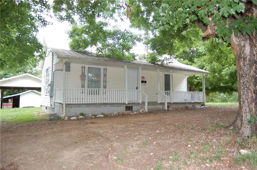 156 S Snider Street, Denton, NC 27239 - #1