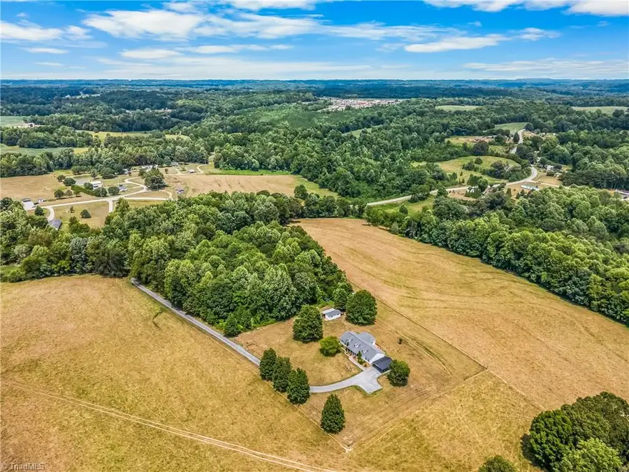 3868 Running Cedar Lane, Hamptonville, NC 27020 - #2
