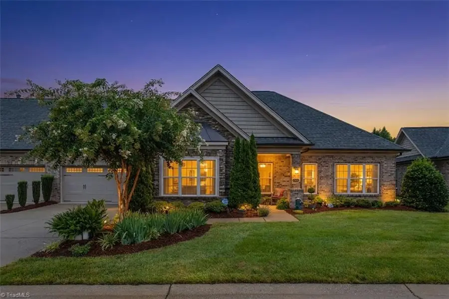 4344 Rockledge Lane, Thomasville, NC 27360 - #2