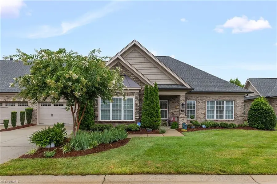 4344 Rockledge Lane, Thomasville, NC 27360 - #3