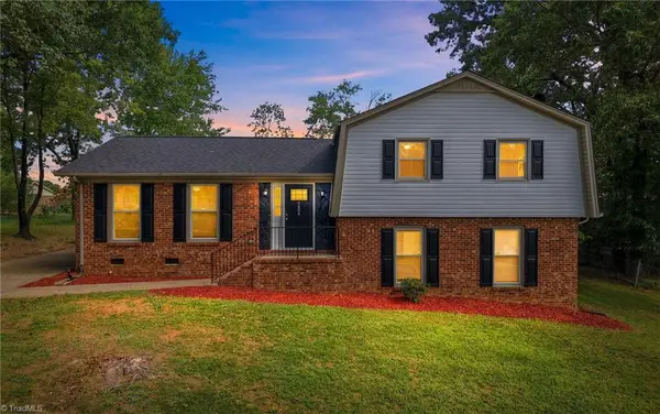 2404 Dulaire Road, Greensboro, NC 27407