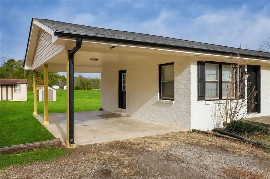 9729 Nc Highway 700, Pelham, NC 27311 - #2