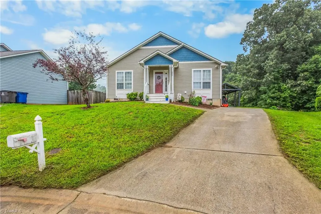 555 Brown Stone Court, Kernersville, NC 27284 - #1