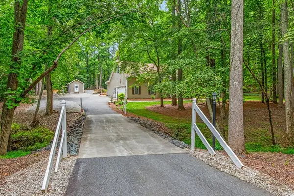 1239 Blackberry Ridge Road, High Point, NC 27265