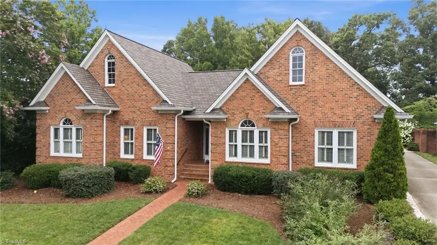 1275 Thornhill Lane, Winston Salem, NC 27106 - #2