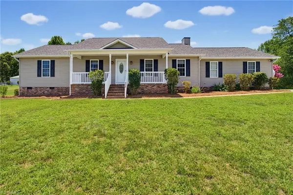 310 Dogwood Acres Lane, Madison, NC 27025