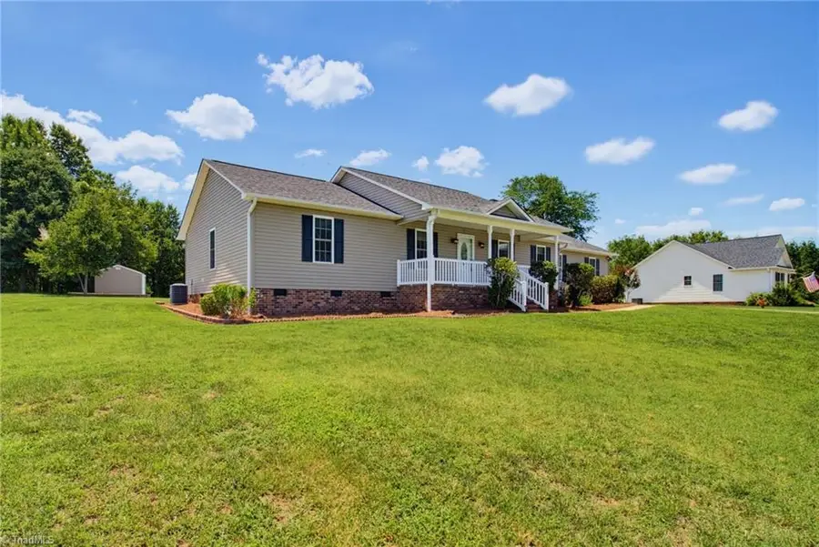 310 Dogwood Acres Lane, Madison, NC 27025 - #2