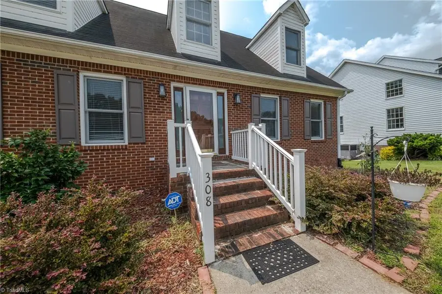 308 Ridgeland Drive, High Point, NC 27262 - #2
