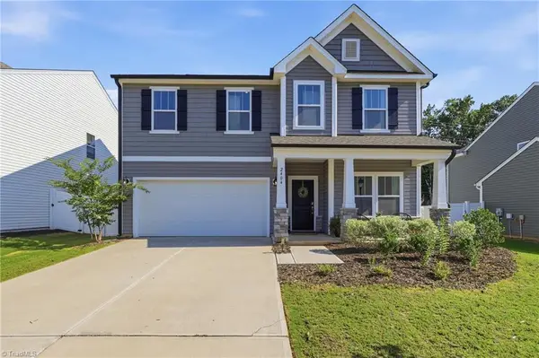 2404 Dukes Hollow Court, High Point, NC 27265