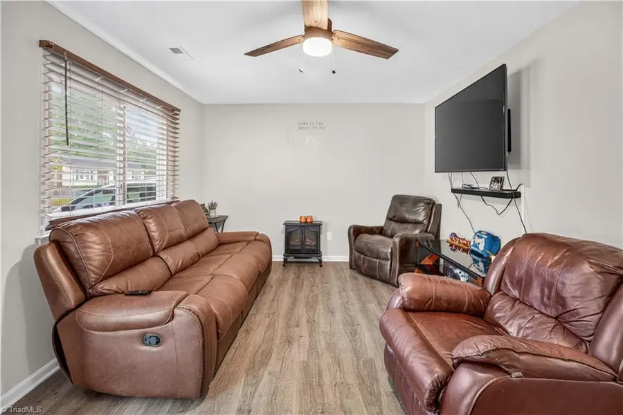 977 Shalimar Drive, Winston Salem, NC 27107 - #3