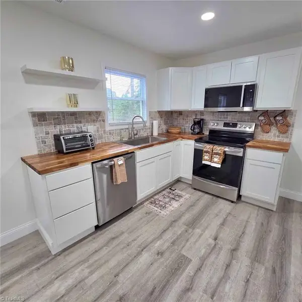 1418 24th Street, Winston-Salem, NC 27105