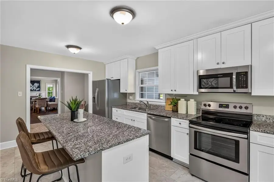 1142 Manning Street, Eden, NC 27288 - #3