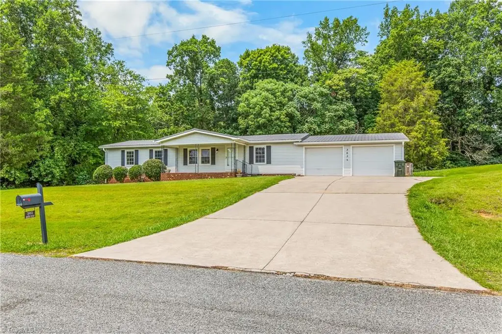 363 North Road, Thomasville, NC 27360 - #1