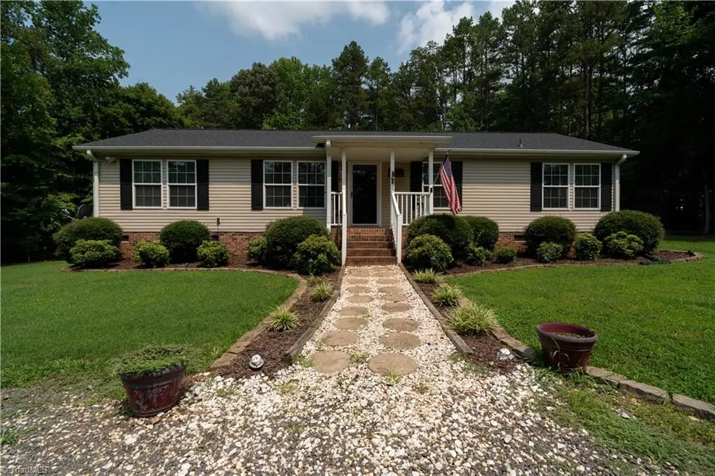149 Bonkin Lake Road, Mocksville, NC 27028 - #1