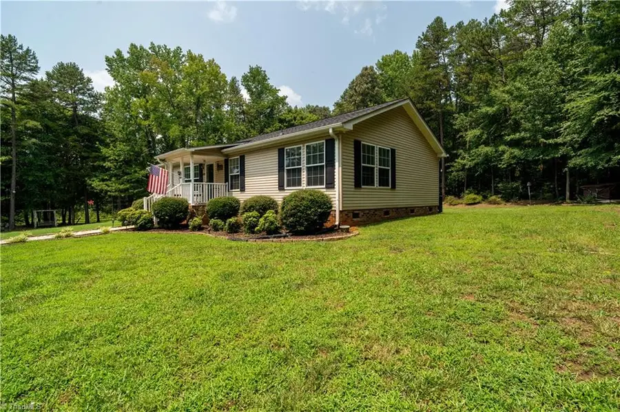 149 Bonkin Lake Road, Mocksville, NC 27028 - #2