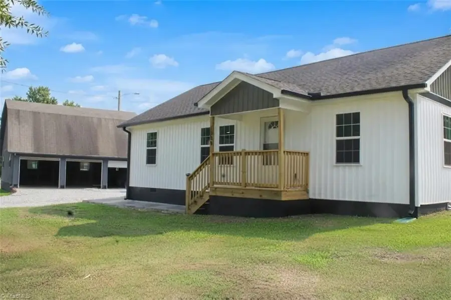 1000 Pine Circle Drive, High Point, NC 27265 - #2
