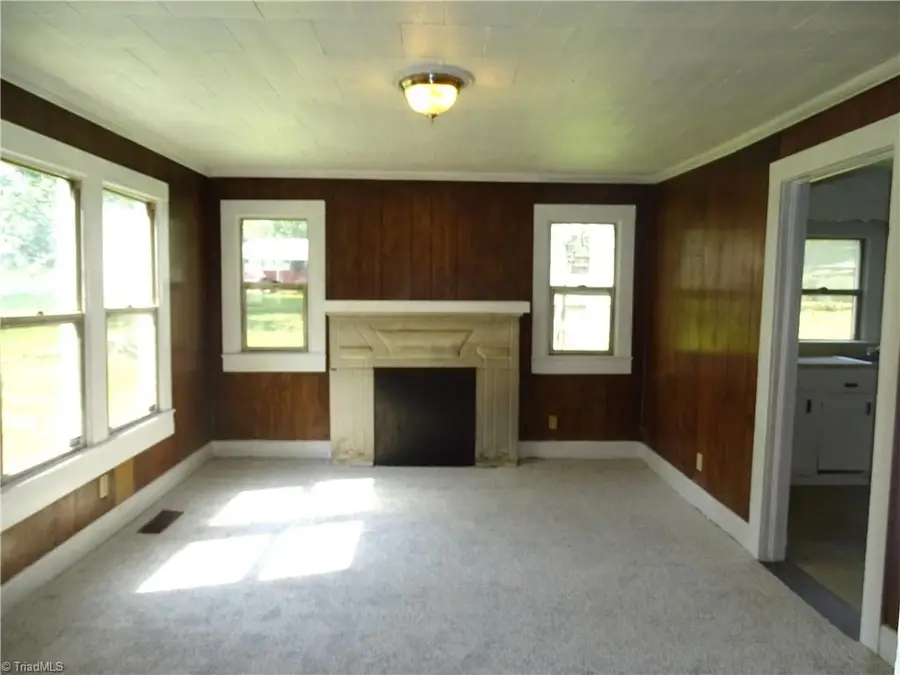 307 Goforth Drive, Thomasville, NC 27360 - #3