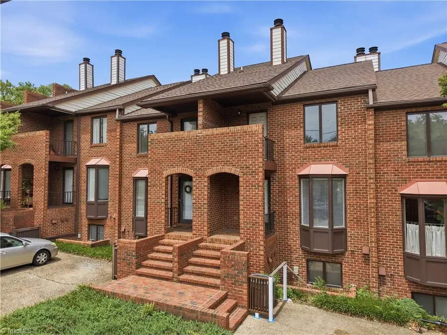 626 Walker Avenue, Greensboro, NC 27401 - #3