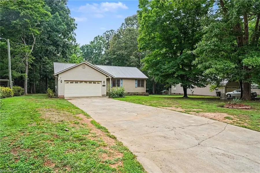 1848 Woodglo Drive, Asheboro, NC 27205 - #3