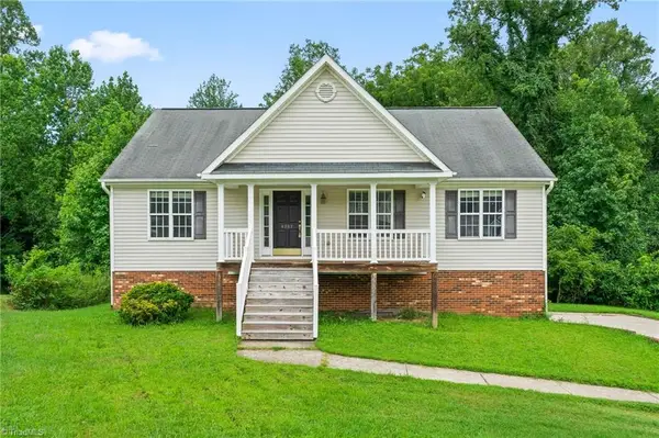 4381 Stone Forest Court, Winston-Salem, NC 27105