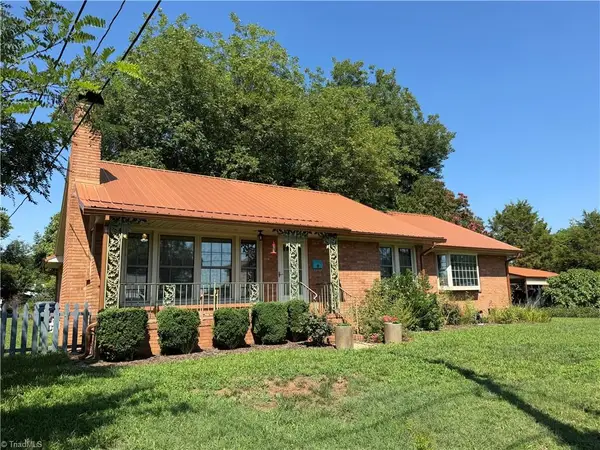 232 5th Street, Lexington, NC 27292