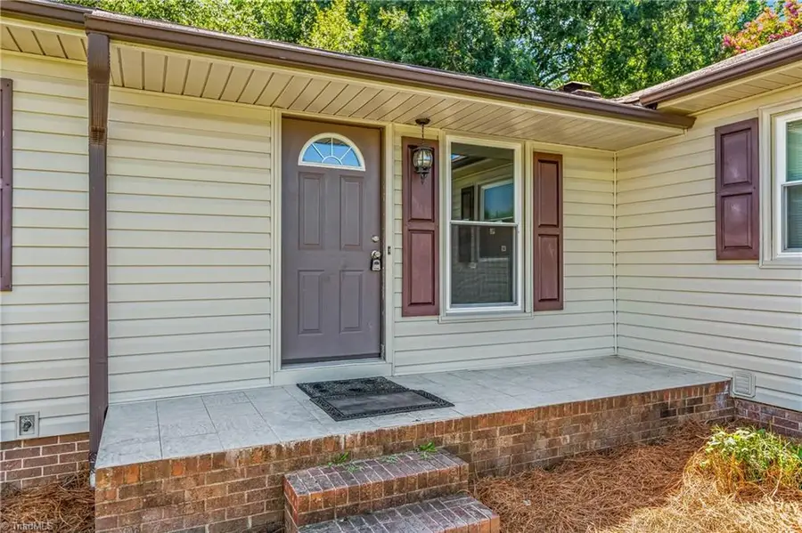 3913 Enterprise Road, Lexington, NC 27295 - #2