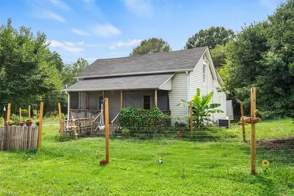 301 West End Boulevard, Madison, NC 27025