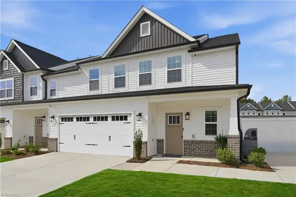 109 Oakdale Forest Lane, Jamestown, NC 27282