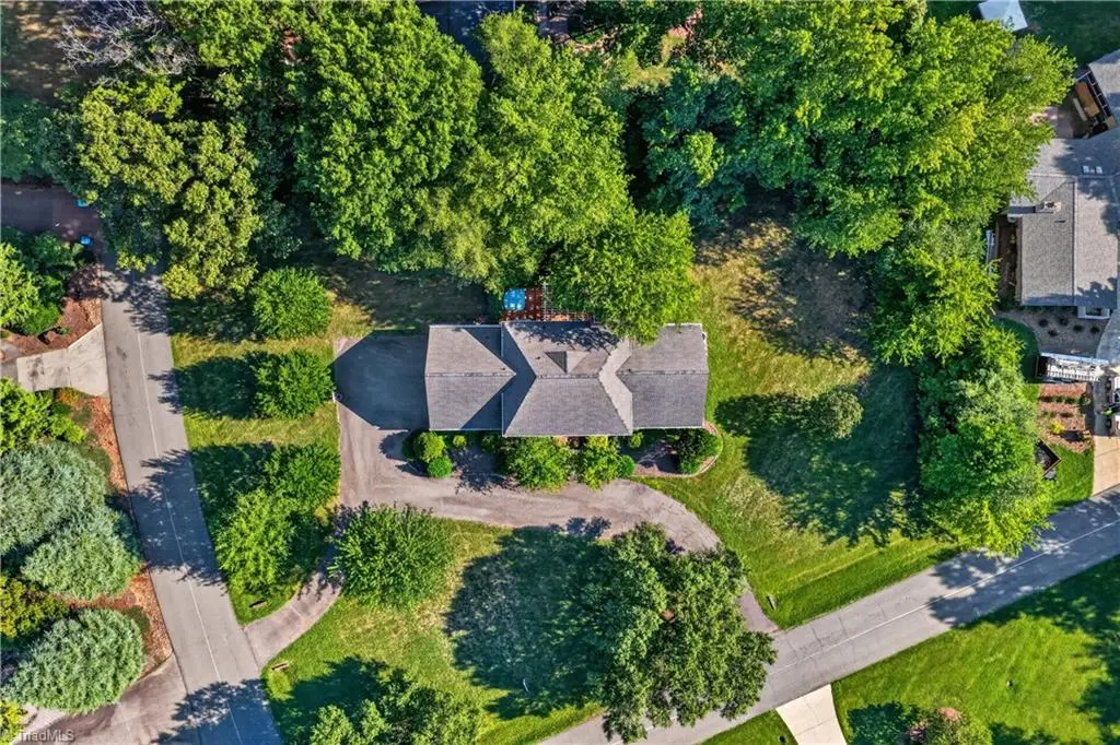 1018 Riverbend Drive, Bermuda Run, NC 27006 - #1