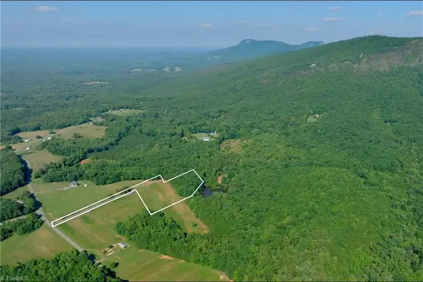 4 Old Mill Road, Pinnacle, NC 27043