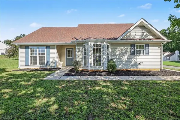 2406 Glen Laurel Drive, Greensboro, NC 27406