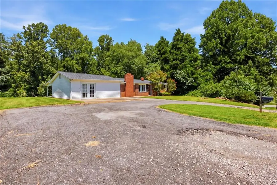 172 Chauncey Drive, Millers Creek, NC 28651 - #2