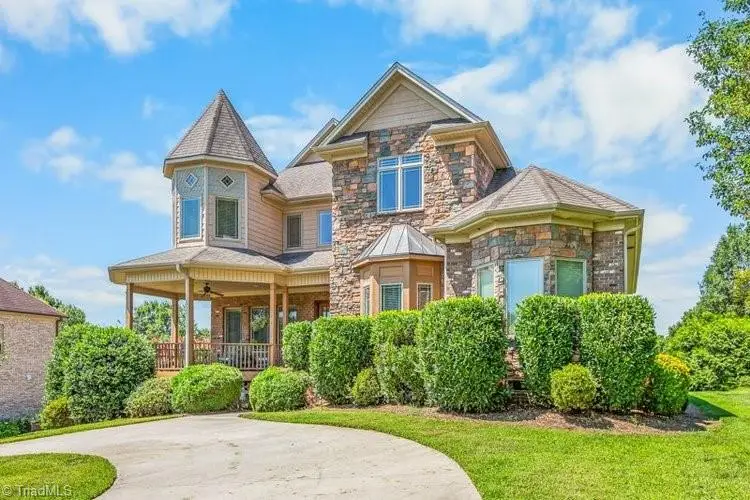 1014 Salem Village Lane, Clemmons, NC 27012 - #2
