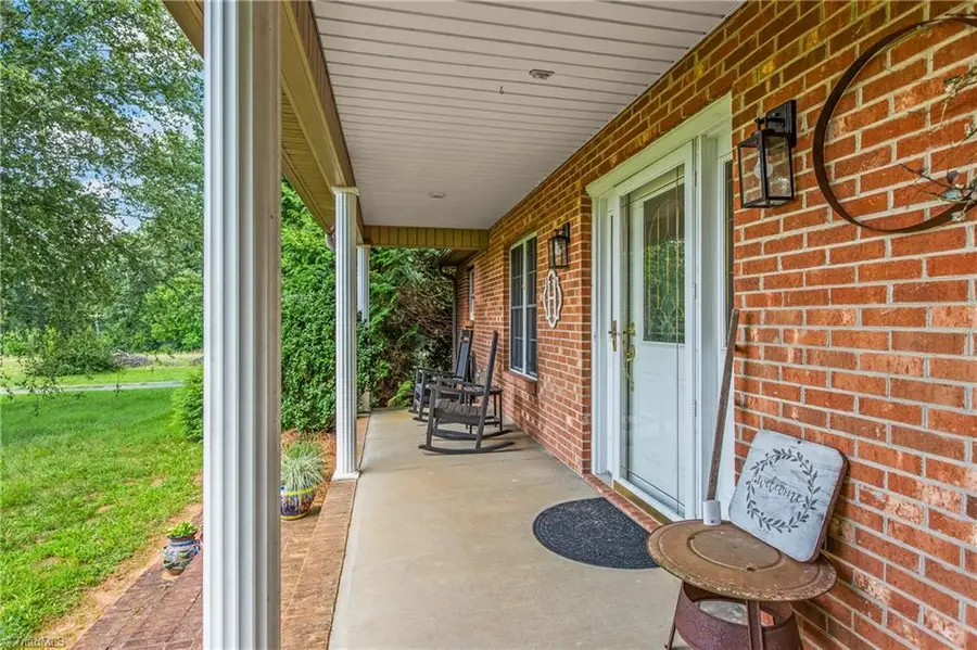 5398 Reidsville Road, Walkertown, NC 27051 - #3