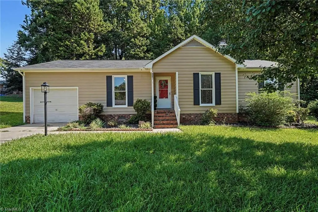 627 Woodland Circle, Asheboro, NC 27203 - #1