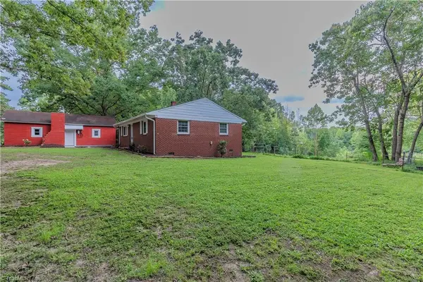 3226 Jidemi Road, Greensboro, NC 27406