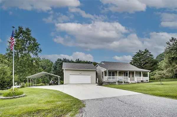 324 Deerfield Country Road, Randleman, NC 27317