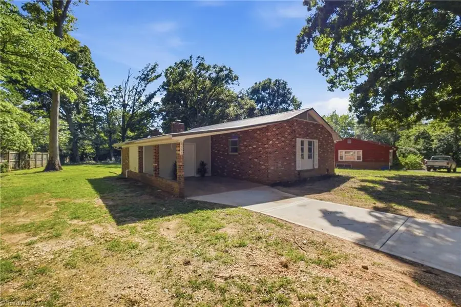 6132 Arden Drive, Clemmons, NC 27012 - #2
