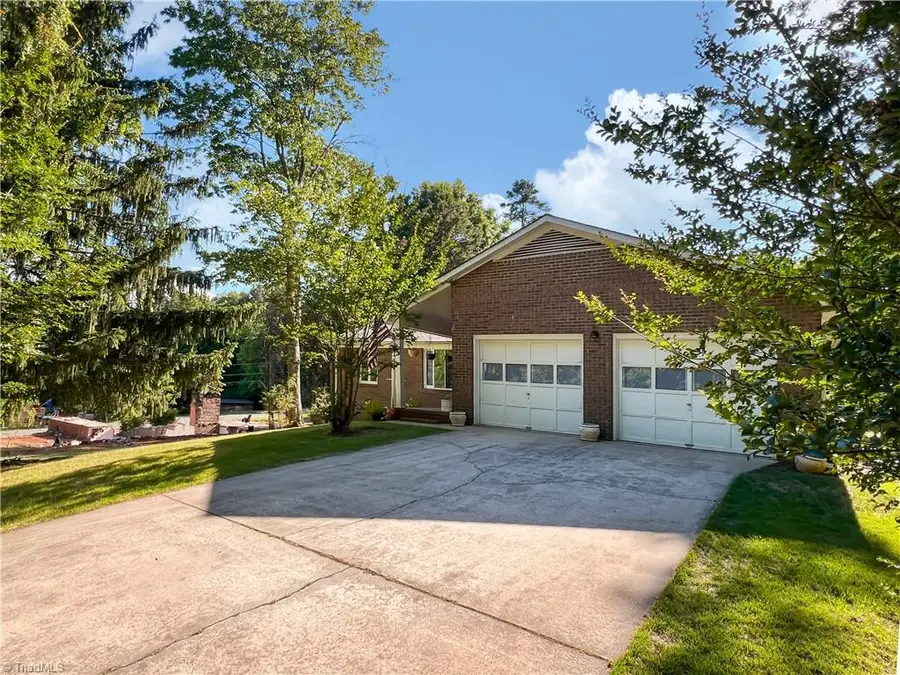 5720 Polaris Road, Pfafftown, NC 27040 - #2