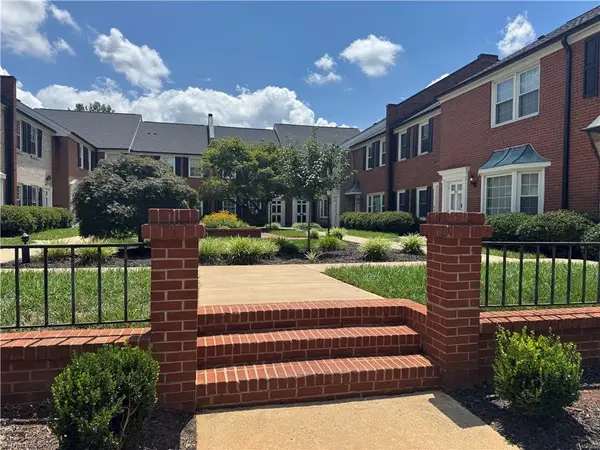 329 Hanover Arms Court, Winston-Salem, NC 27104