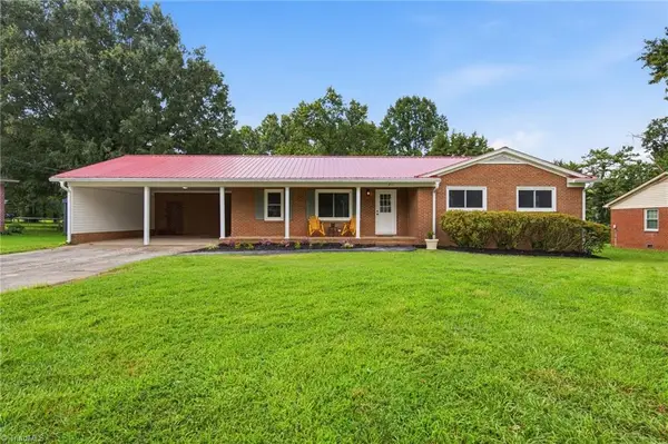 211 Maxwell Drive, Lexington, NC 27295