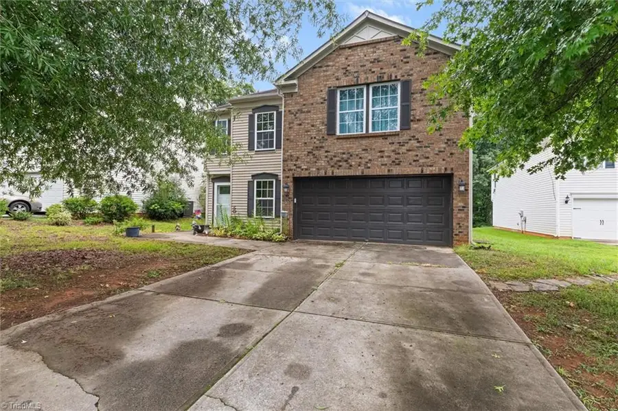 810 Bitting Hall Drive, Rural Hall, NC 27045 - #2