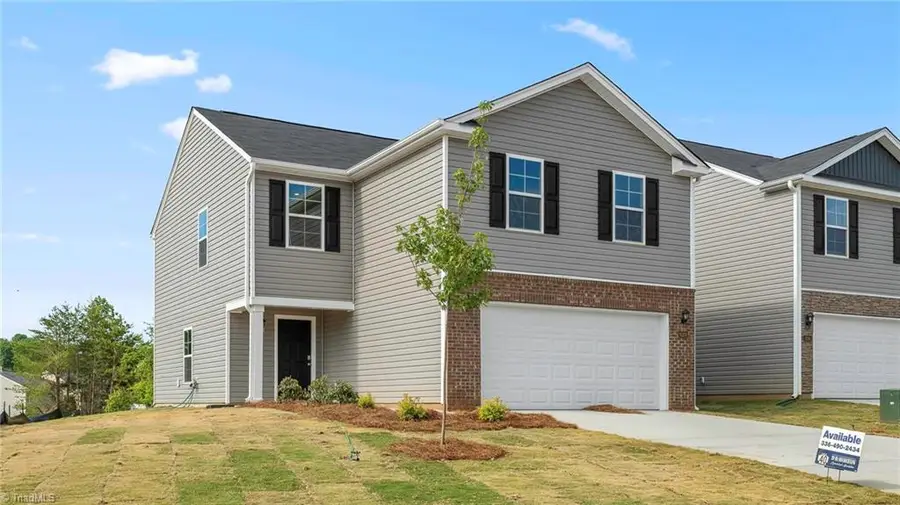 624 Beechwood Circle, Thomasville, NC 27360 - #2