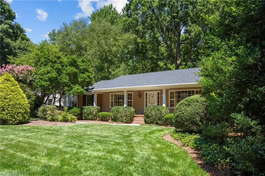 2922 Round Hill Road, Greensboro, NC 27408 - #2