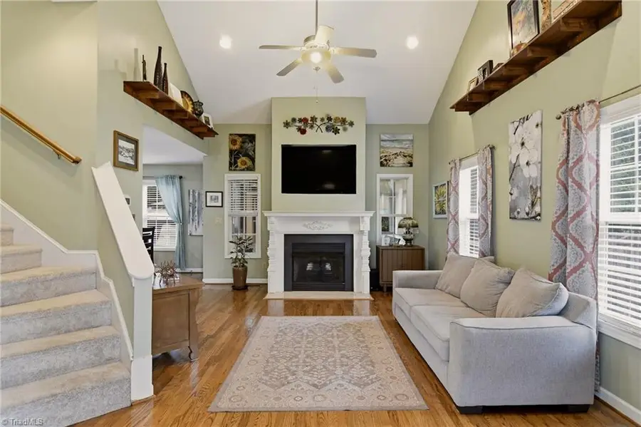 212 Santa Fe Circle, Thomasville, NC 27360 - #3