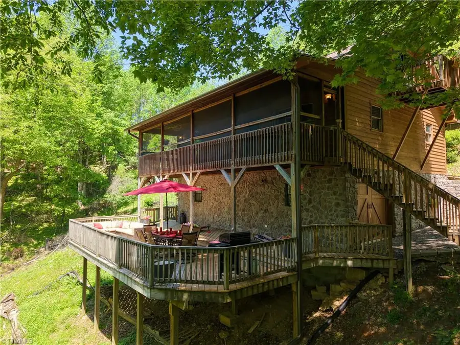 102 Overland Trl, Fancy Gap, VA 24328 - #3