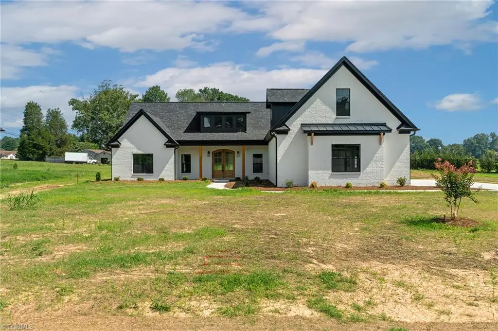 274 Garnet Lane, Lexington, NC 27295 - #1