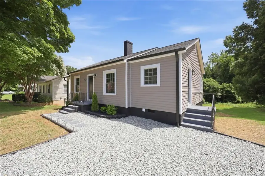 402 Gilbreath Street, Graham, NC 27253 - #2